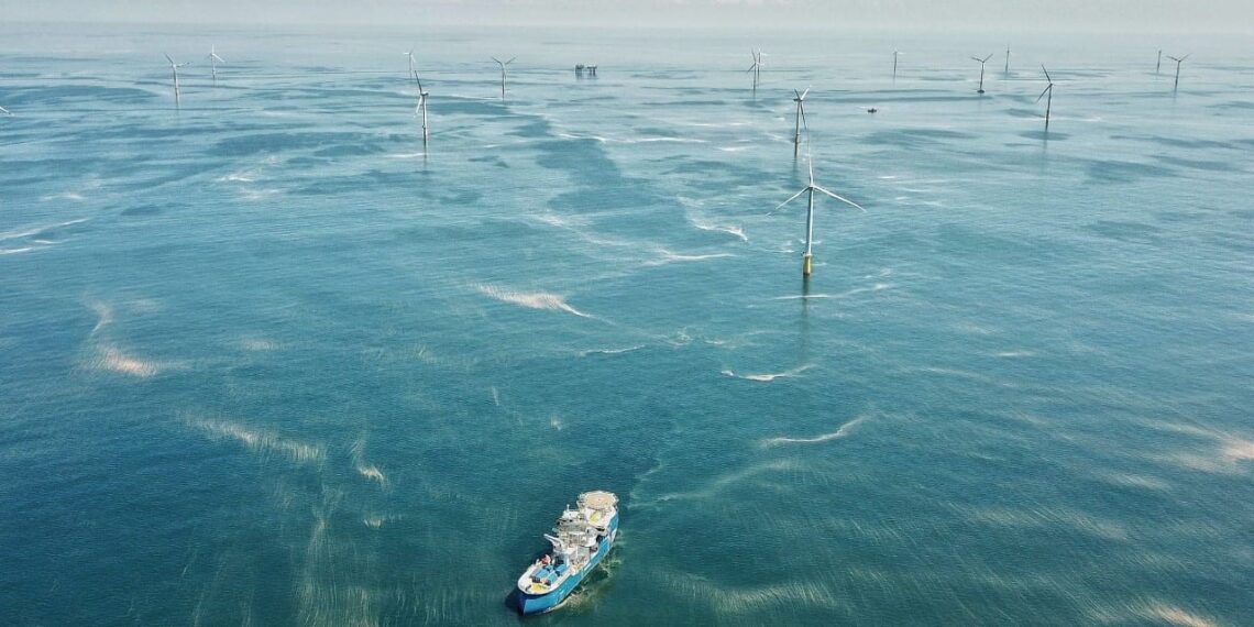 Eólica offshore crescerá sete vezes até 2032, prevê Woodmac